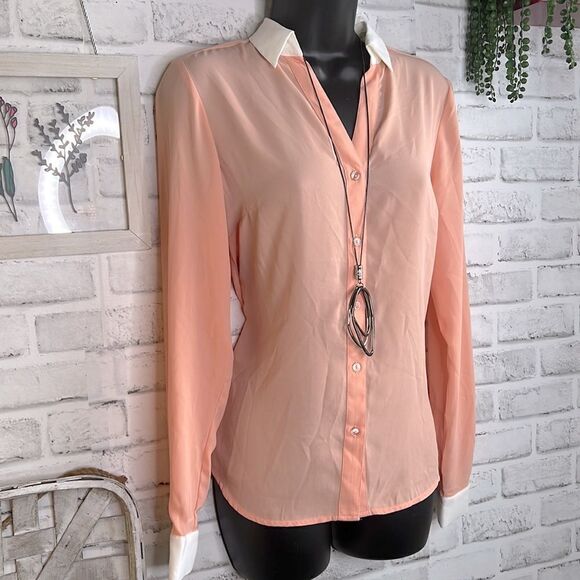 NWT Express Peach Blouse Shirt Top Size XS Oversized Loose Button Down - Picture 2 of 6